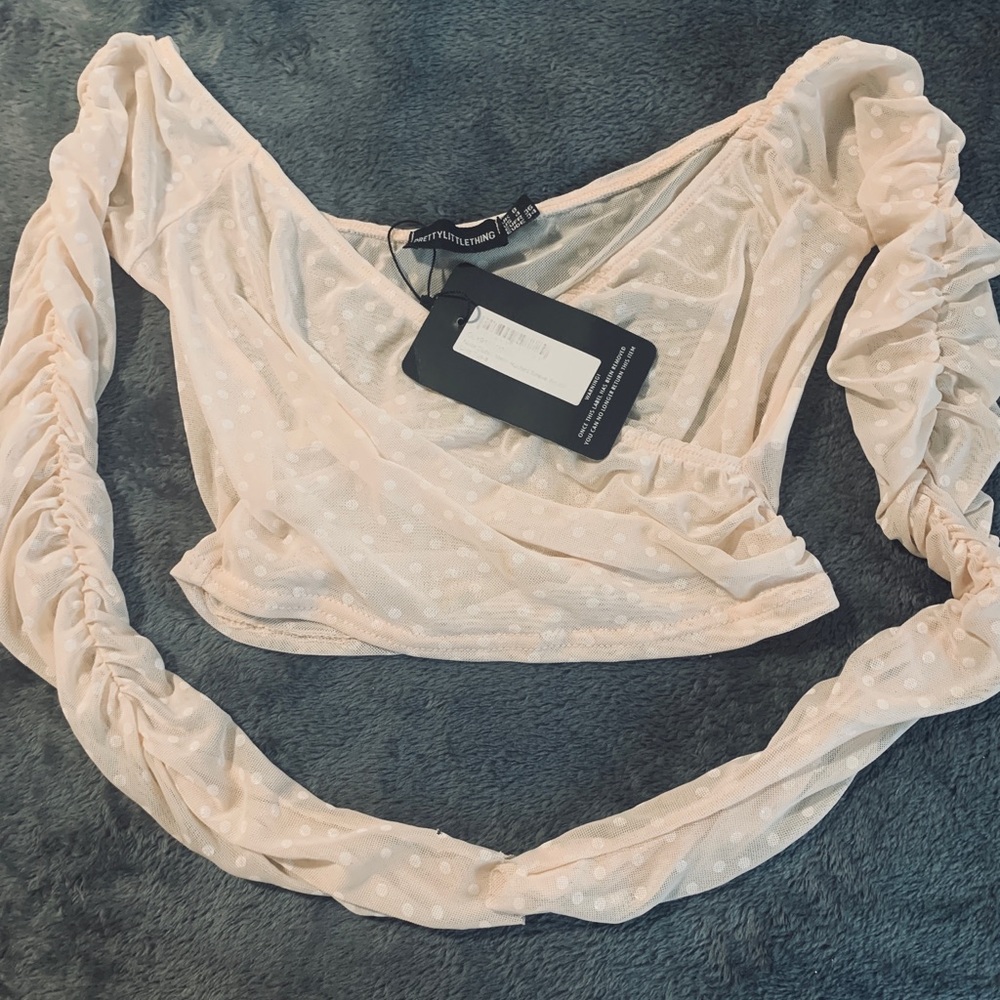 PrettyLittleThing nude mesh ruched sleeve crop top